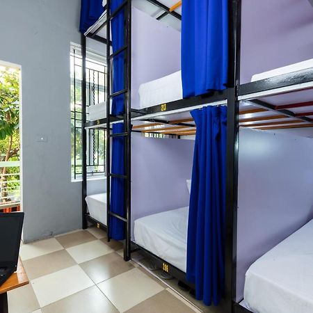 Az Hanoi Hostel エクステリア 写真